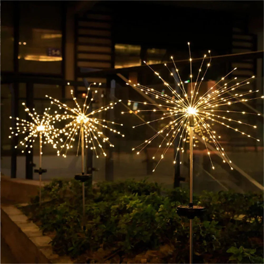 Lumières Solaires de Jardin en Forme de Feu d’Artifice - Éclairage LED Étanche et Magique pour Votre Extérieur