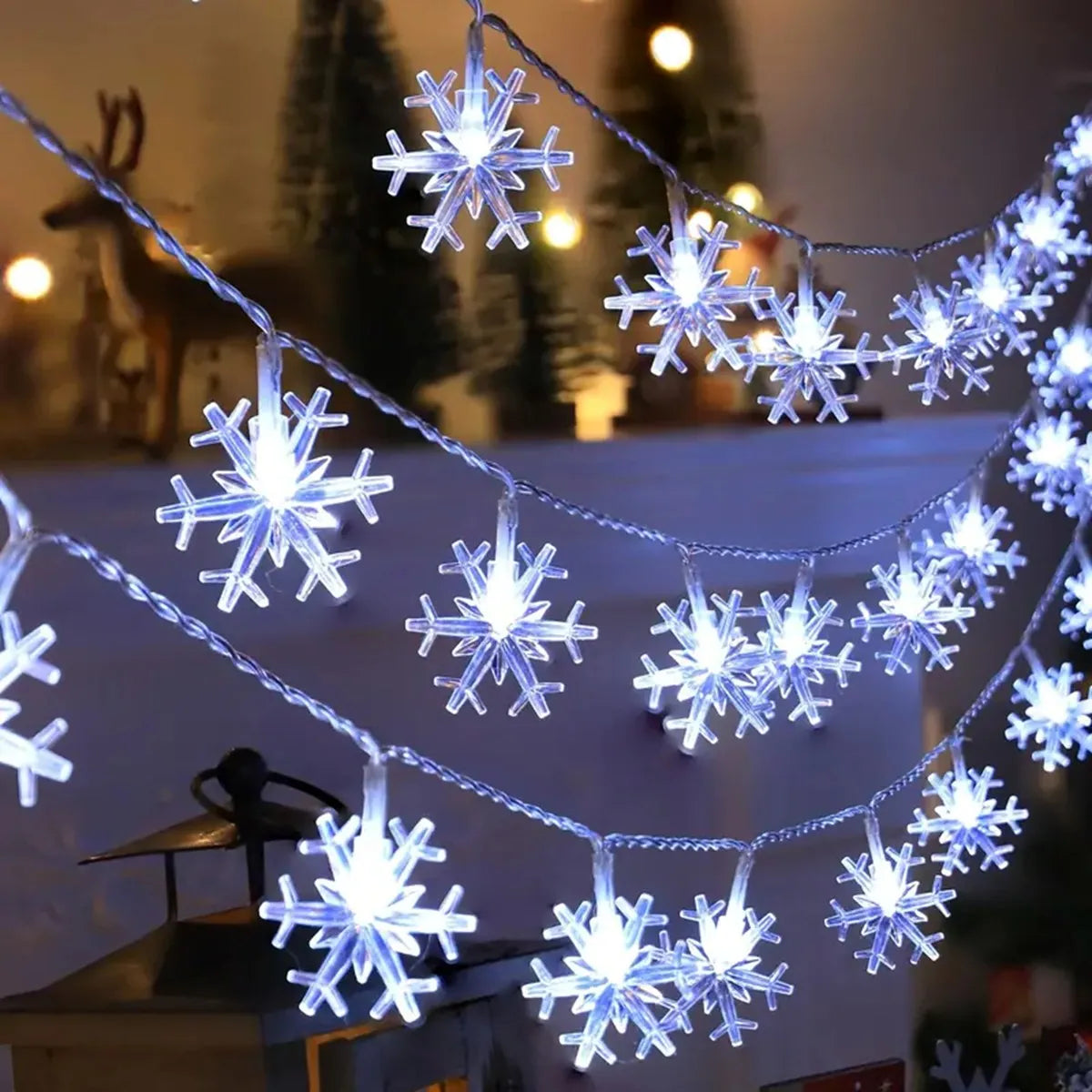 Guirlande LED Flocons de Neige – Éclairage Décoratif Intérieur & Extérieur pour Noël, Mariages et Fêtes