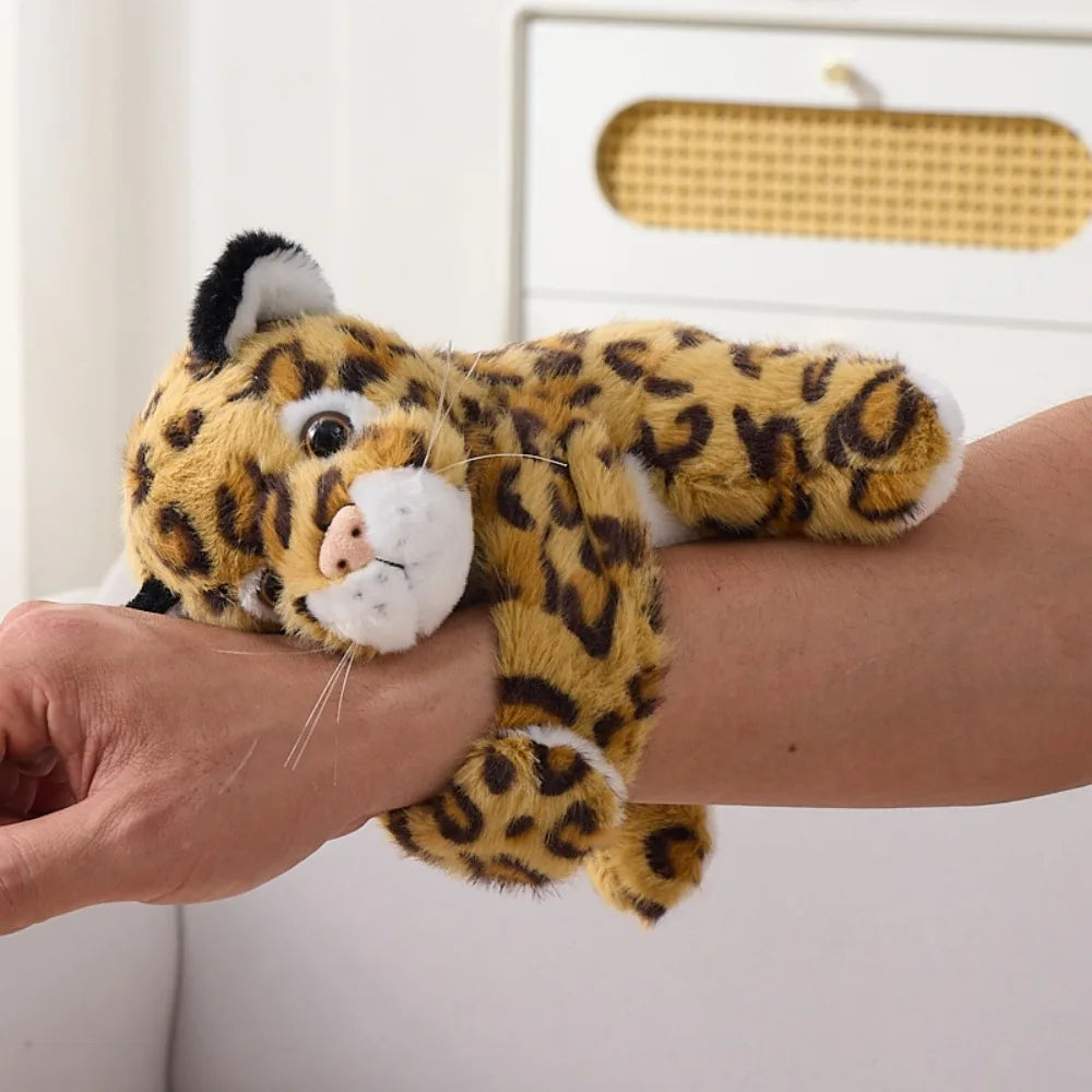 Bracelet Peluche Léopard Adorable - Jouet Câlin à Porter au Poignet pour Enfants