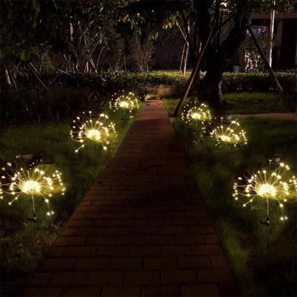 Lumières Solaires de Jardin en Forme de Feu d’Artifice - Éclairage LED Étanche et Magique pour Votre Extérieur